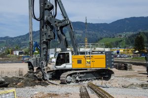 LIEBHERR LB 44 E LRB 355 ALL'OPERA PER HILTI&JEHLE - Perforare - - Fondazioni speciali News